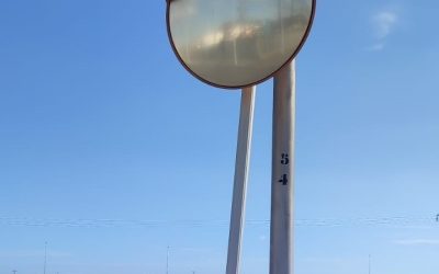 QUEIXA VEÏNAL: REPARACIO ESPILL VIA PUBLICA
